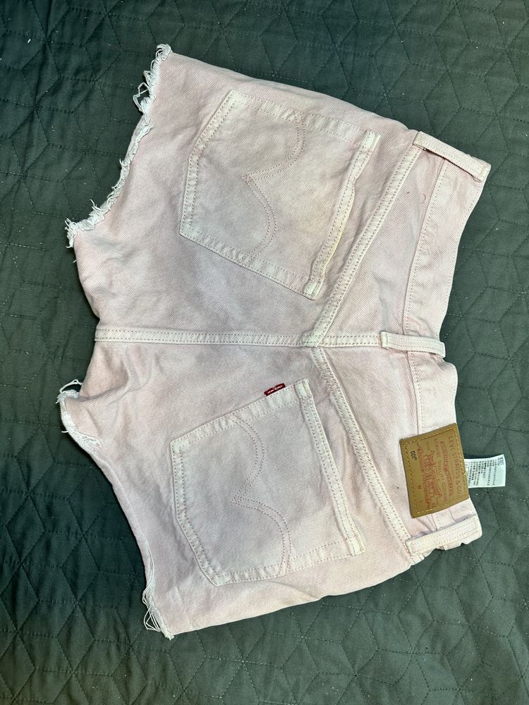 Шорти та комбінезон Levi's