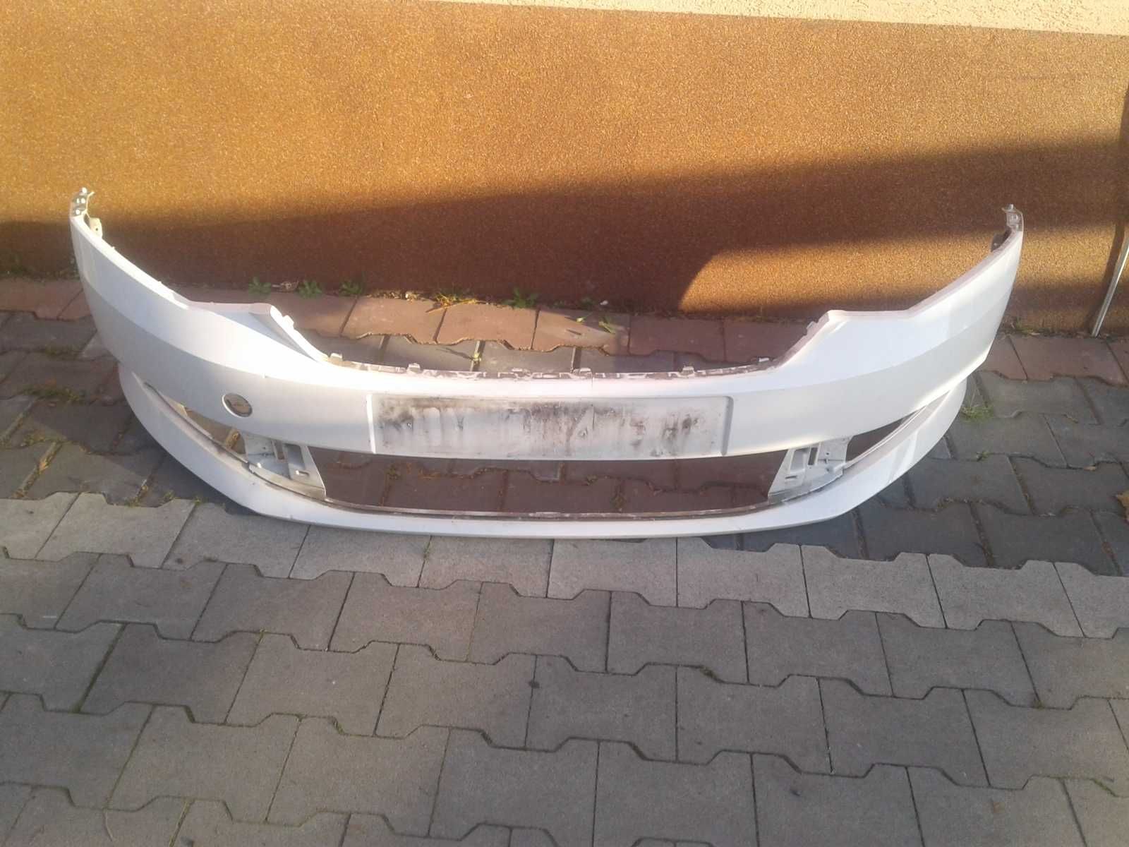 Skoda Fabia 3 III Zderzak Przód Tył HB Hathback 2014r 2021r Biały Hak