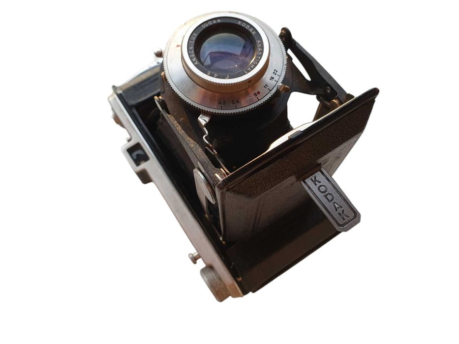 Stary aparat miechowy Kodak 620 z obiektywem Anastigmat f4,5 Angenieux