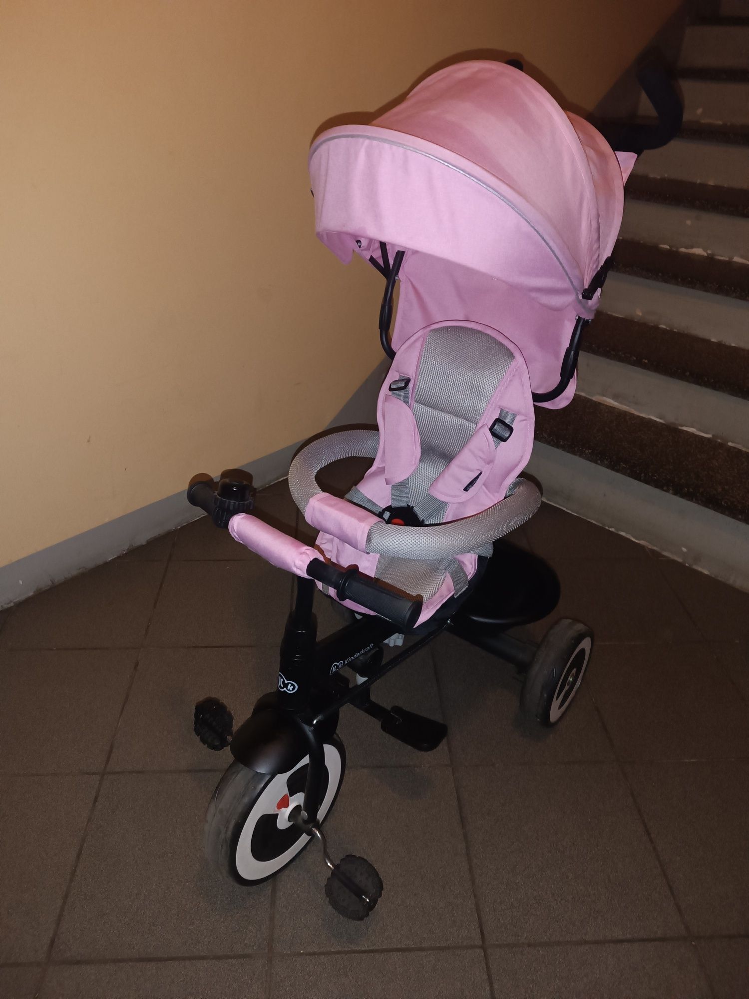 Rowerek trójkołowy KinderKraft ASTON