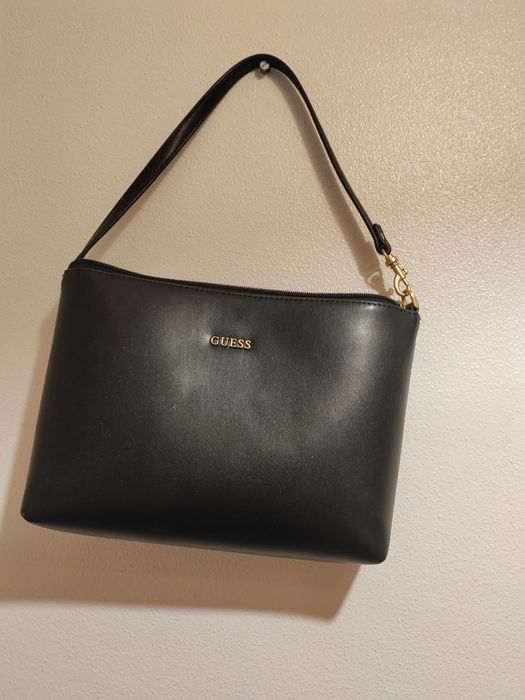 Mala de senhora da Guess