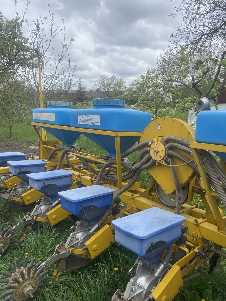 Продам сівалку Тодак