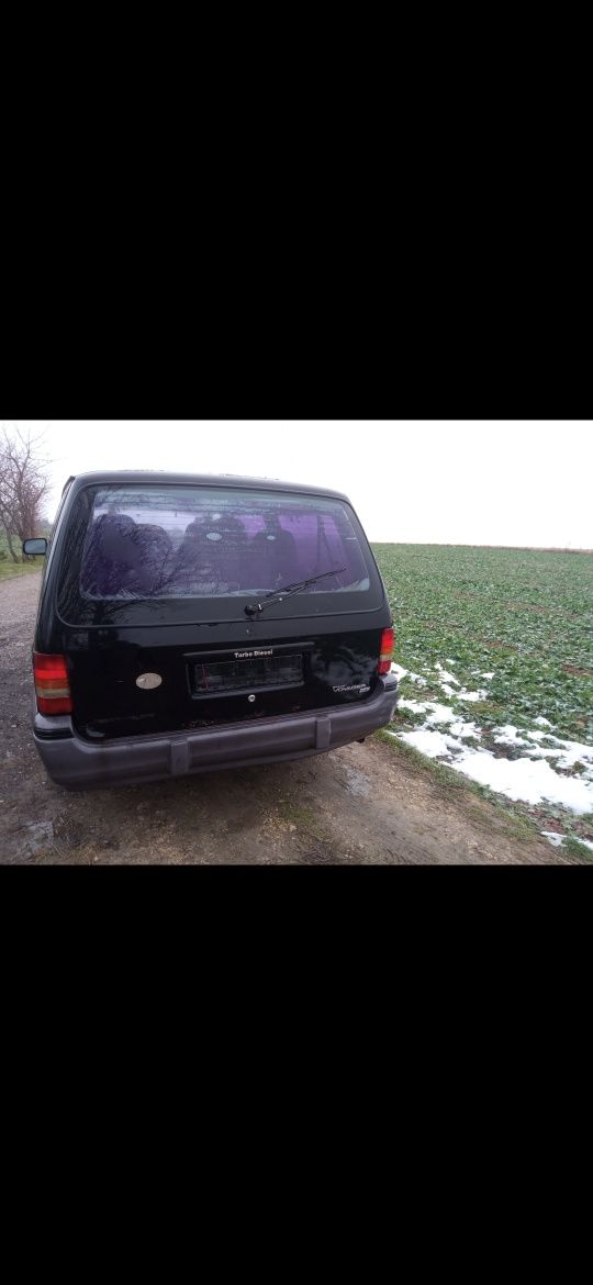 Chrysler Grand Voyager SE 2.5 TD części lusterko drzwi lampy błotnik