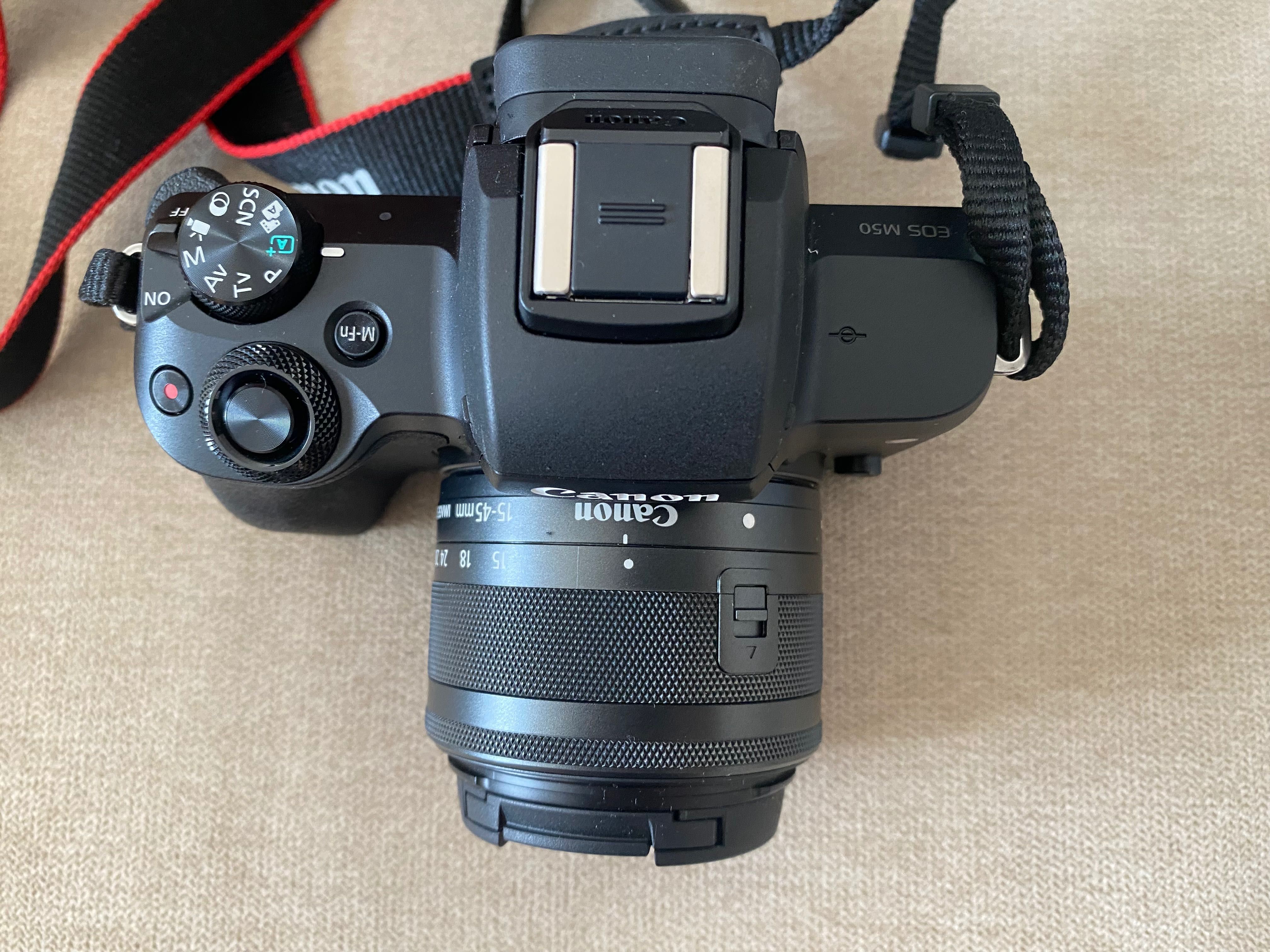 CANON EOS M50 Mirrorless + 2 objectivas + Bolsa SB130 + 16 GB