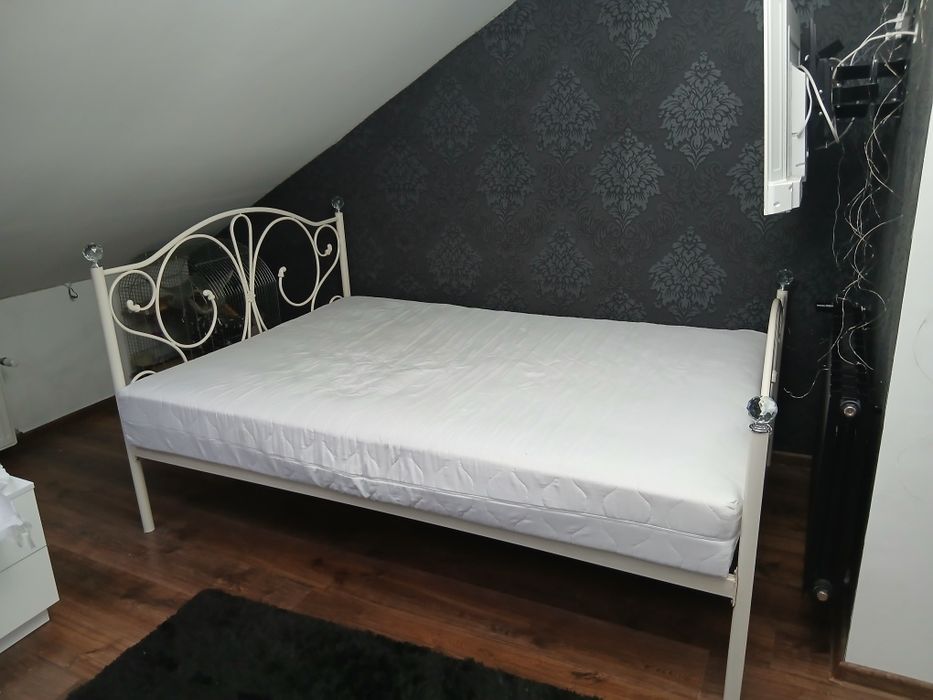 Metalowe białe łóżko Glamour plus Materac i stelaż