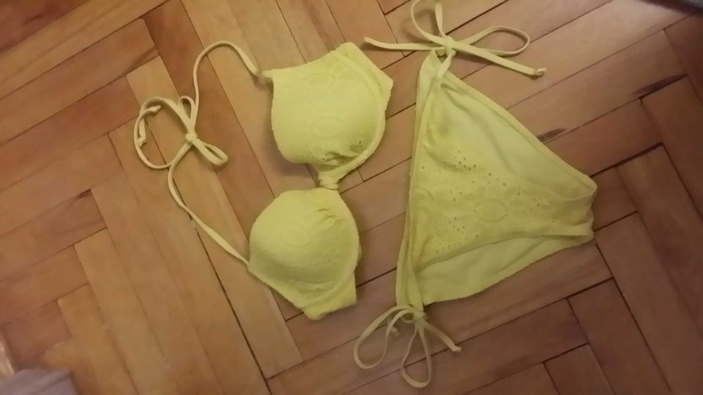 Купальники жіночі