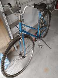 Stary rower sprawny