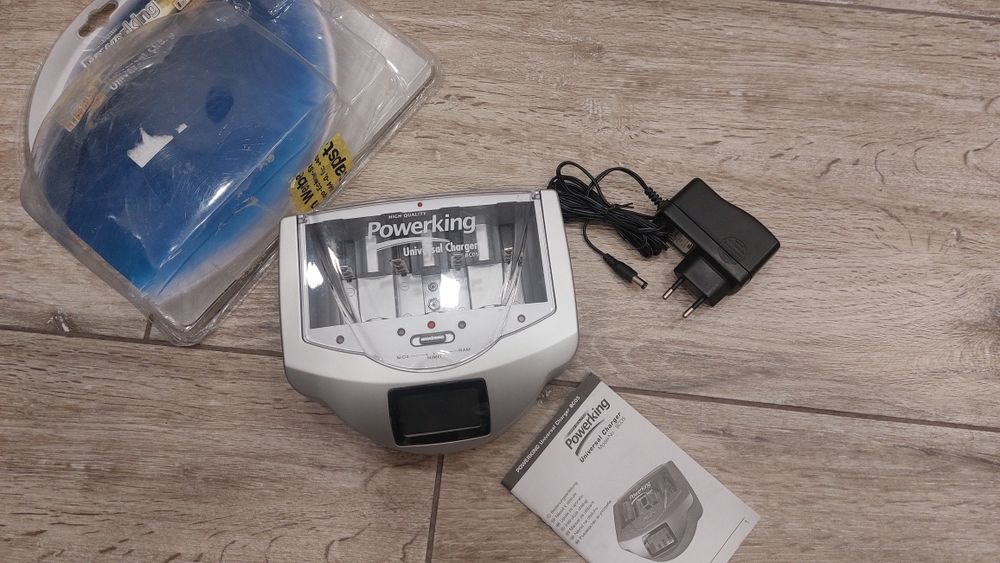 Зарядное устройство для АА, ААА, С, D и 9v