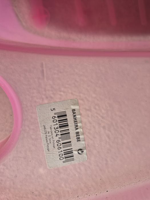 Banheira cor de rosa bebé