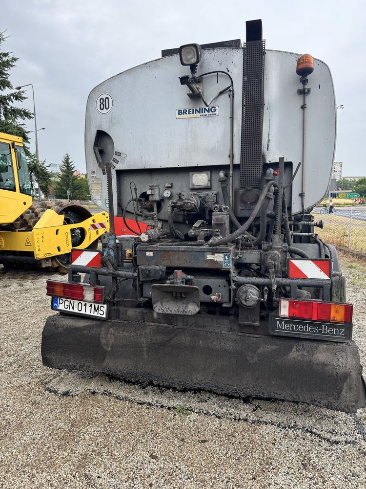 Skrapiarkia do asfaltu emulsji Bitumicznej Mercedes Axor 1829
