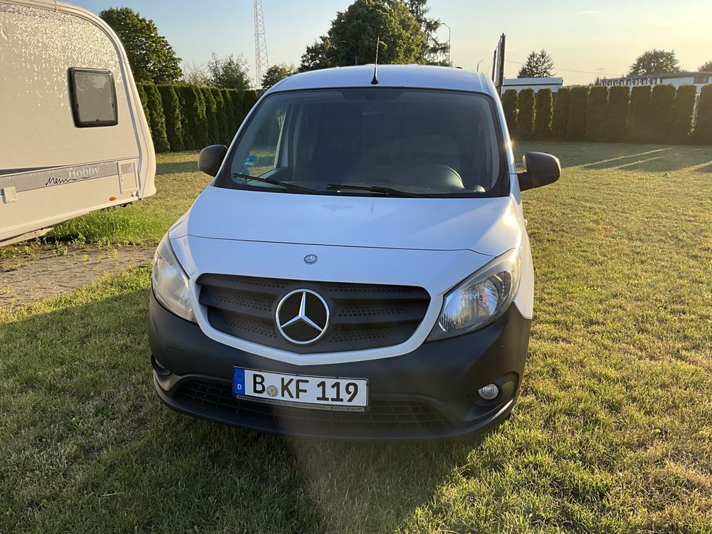 MERCEDES-BENZ CITAN samochód dostawczy