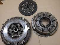 NISSAN X-TRAIL T30 00-07r. SPRZĘGŁO KOŁO ZAMACHOWE TARCZA DOCISK 324027310