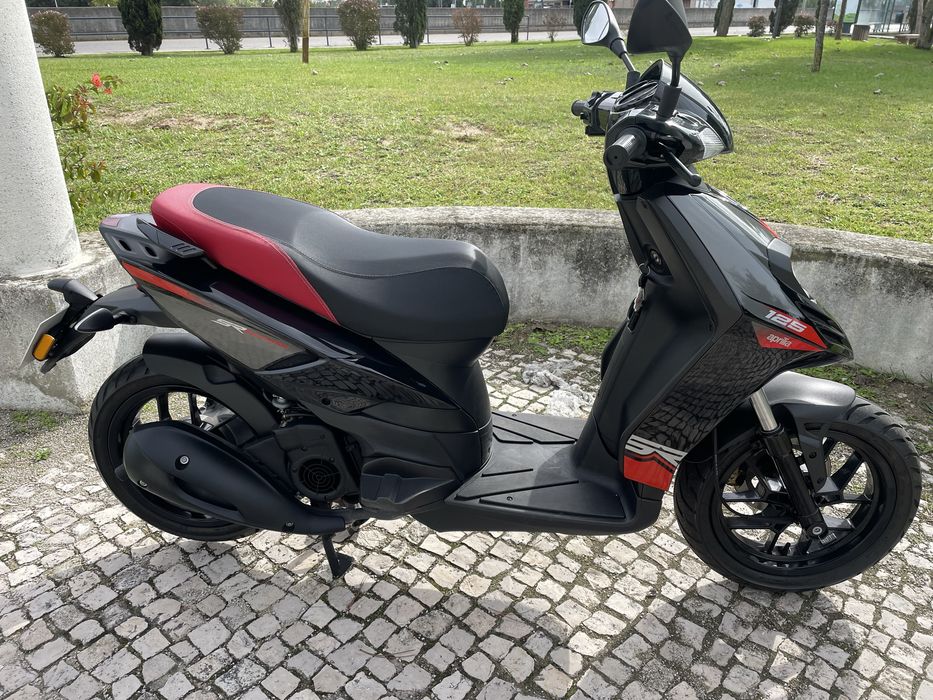 Aprilia SR Motard 125cc