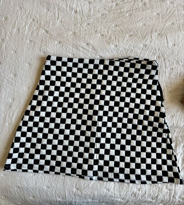 Spodnica w krate Reserved