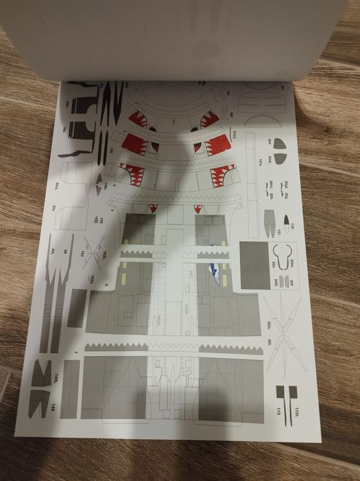 Model kartonowy Sukhoi SU-24 MR