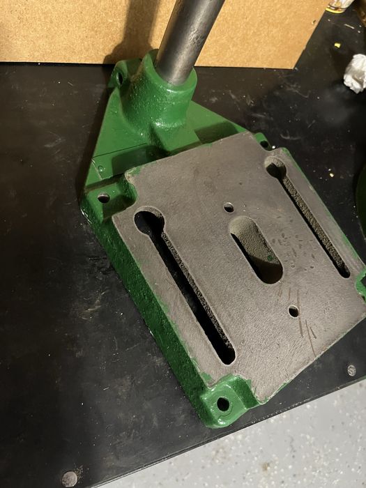 Sprzedam solidny stojak do wiertarki – używany, ciężki, z czasów PRL