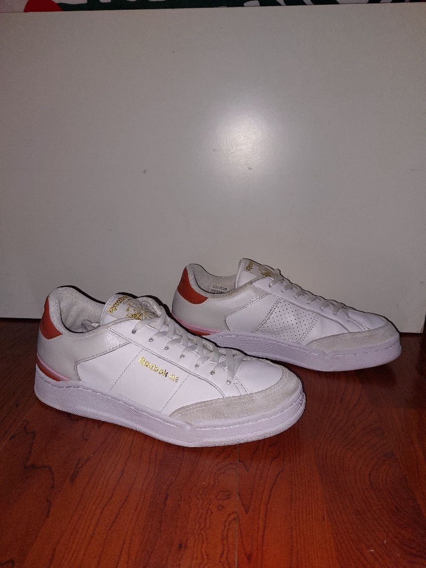 Sapatilhas Reebok Classic tamanho 38