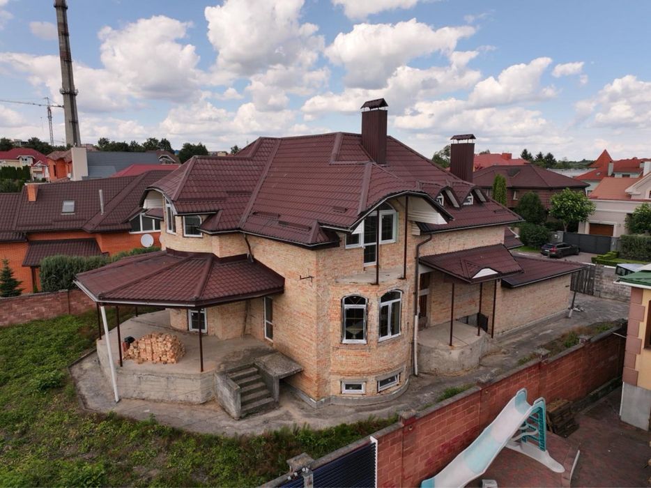 Продаж цегляний будинок  престижний район Мелроуз