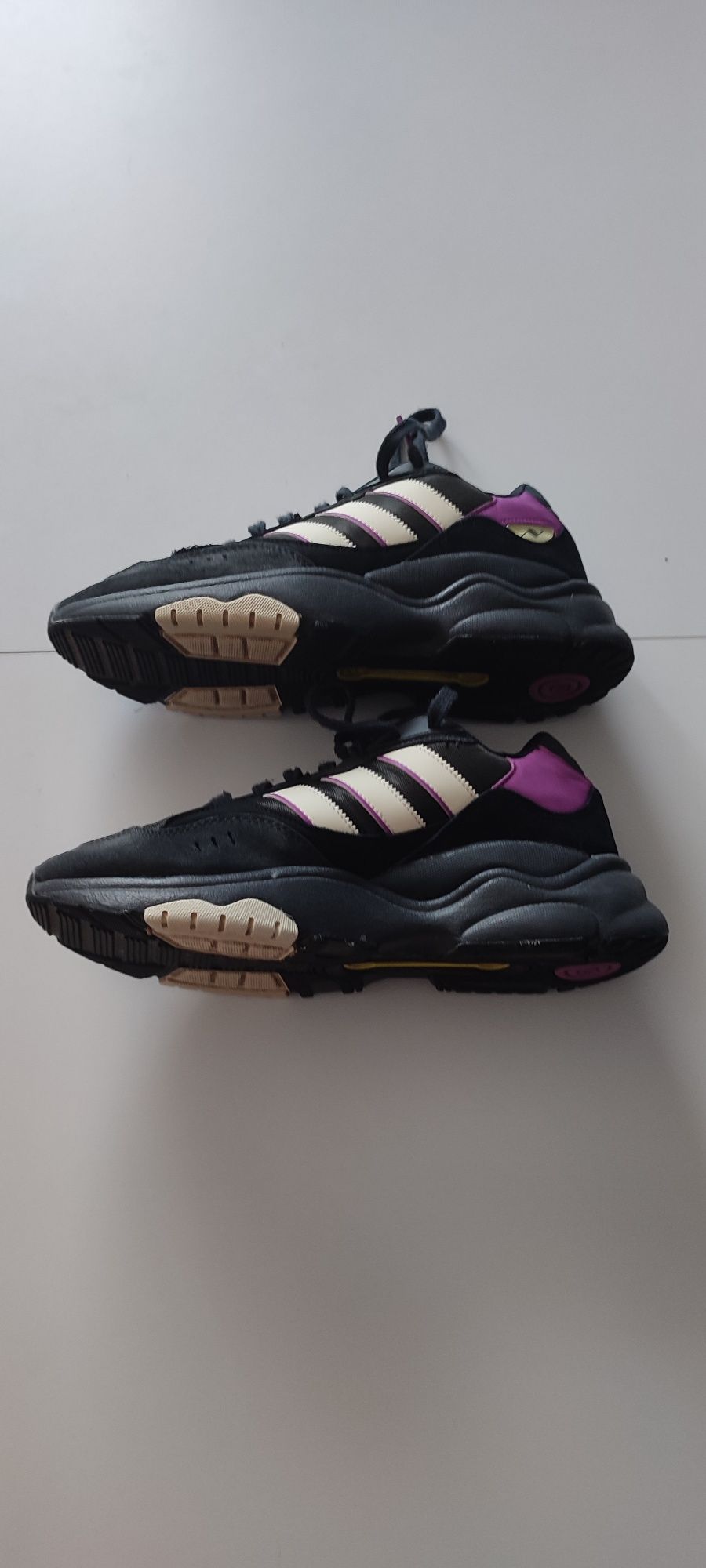 Buty Adidas Retropy F90 oryginals 28,5cm