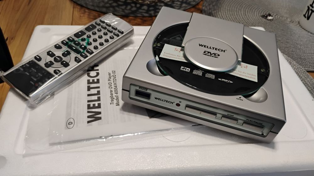 Przenośne mini DVD