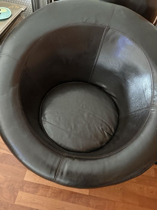 Sofa giratorio pele castanho