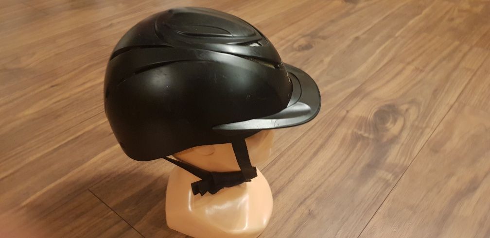 Kask jeździecki Busse