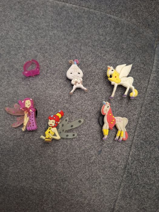 Jibbits przypinki Crocs Mia i Ja 5szt +gratis