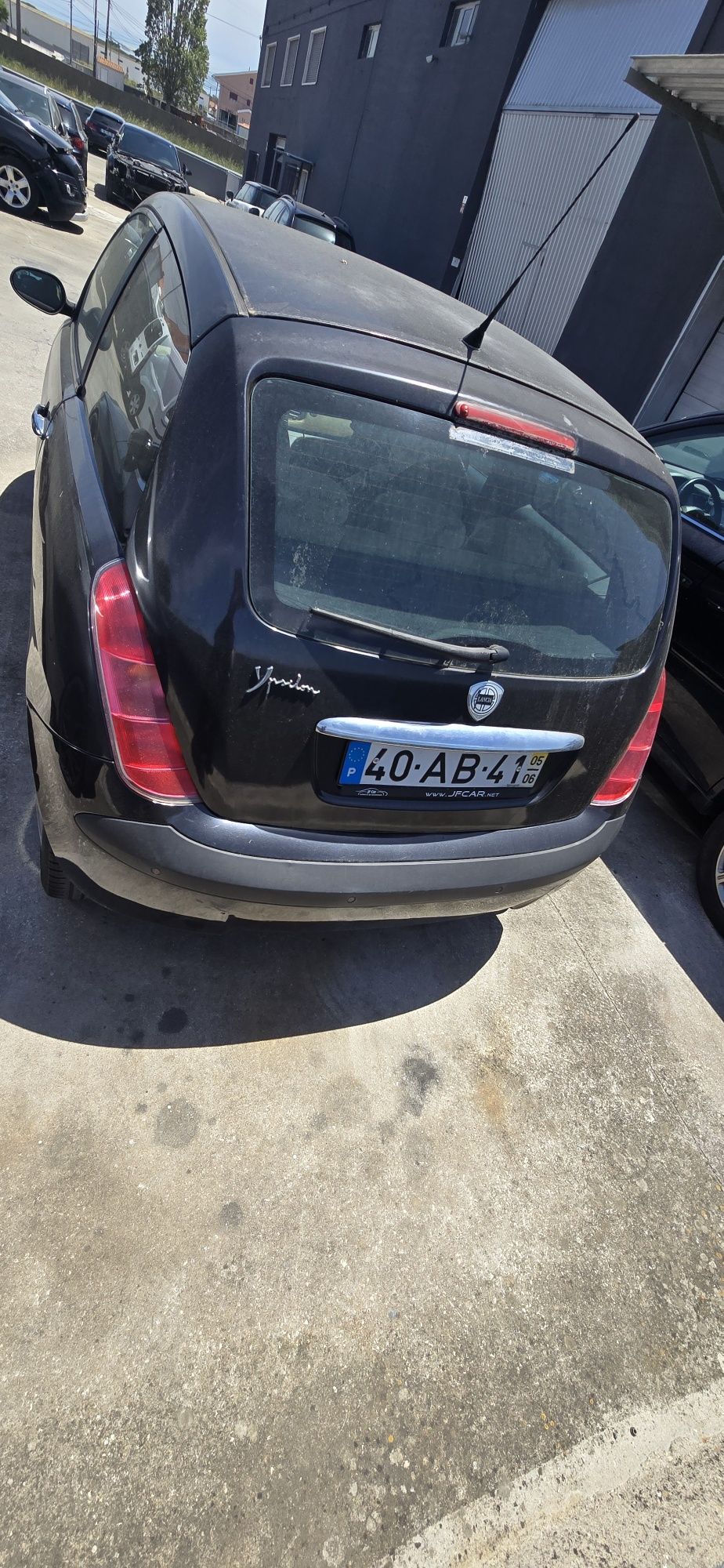 lancia ypsilon 2004