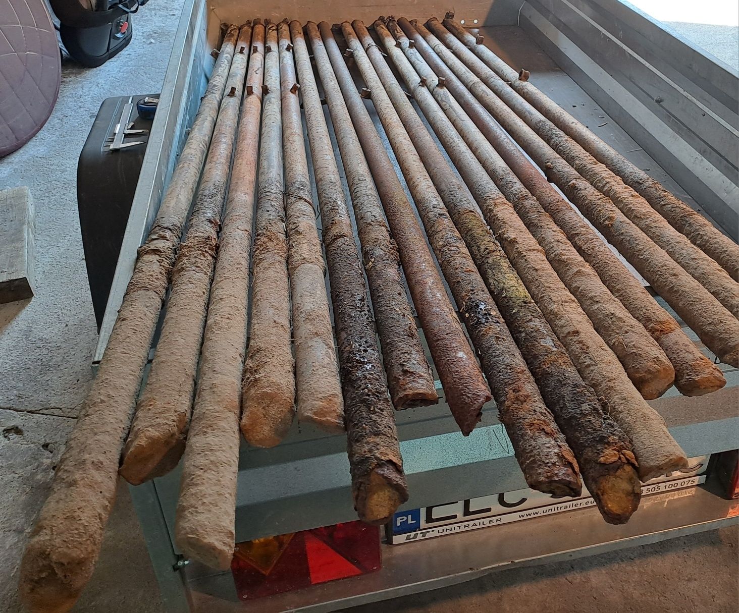 PROSTE rury grubościenne 16 sztuk, min.225 cm  porządna stal PRL