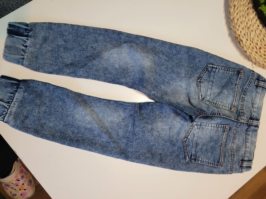 Spodnie jeansowe r 134