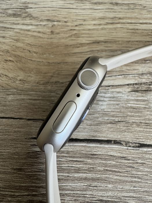 Apple Watch Series 9 41mm Starlight