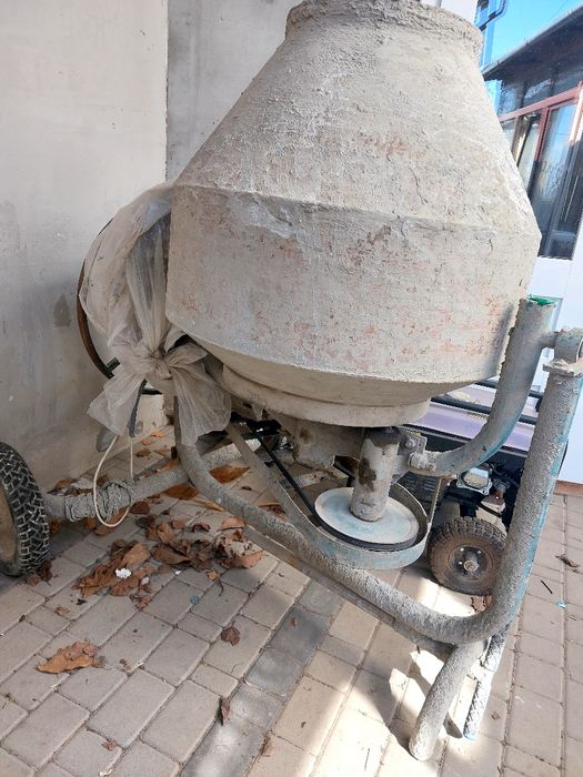 Бетонозмішувач оренда