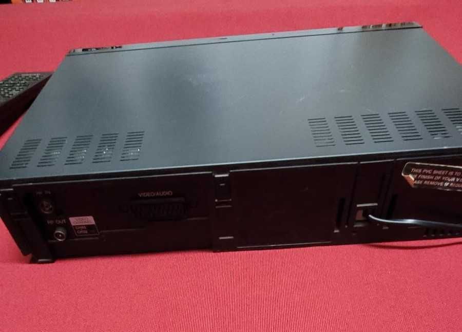 VHS Mitsubishi a funcionar