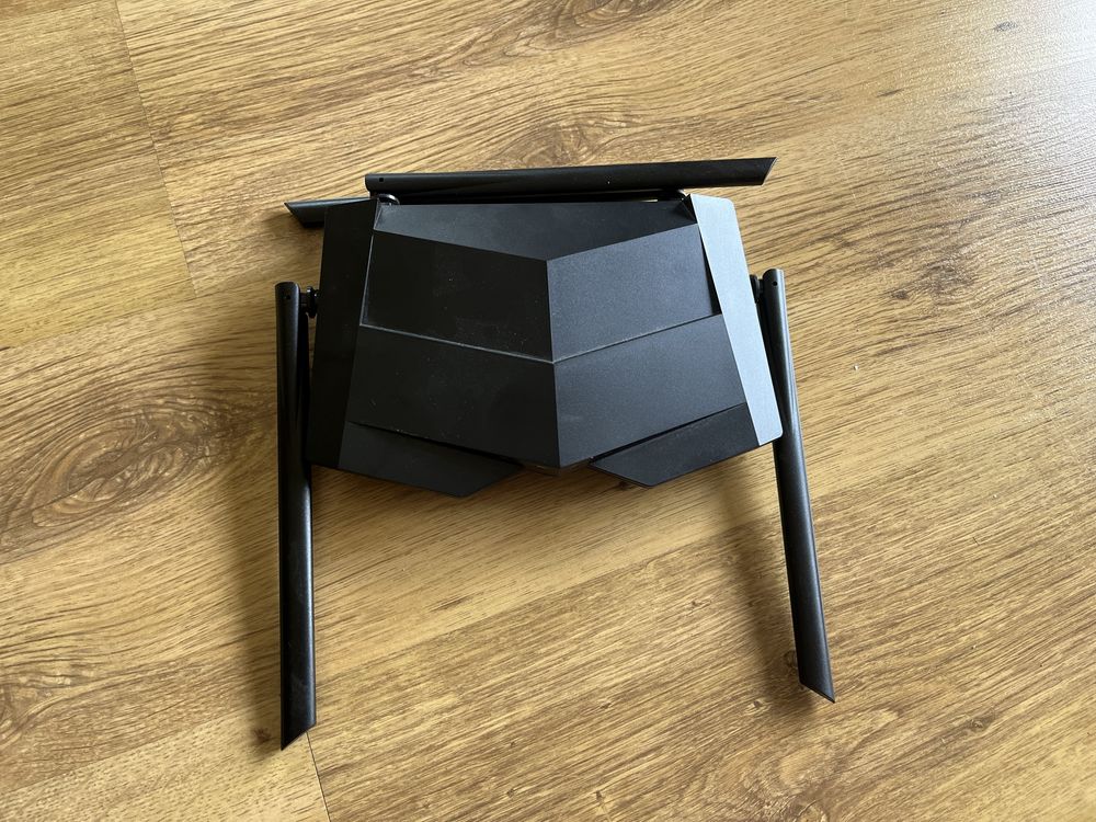 Router Tenda AC10 AC1200 dual band