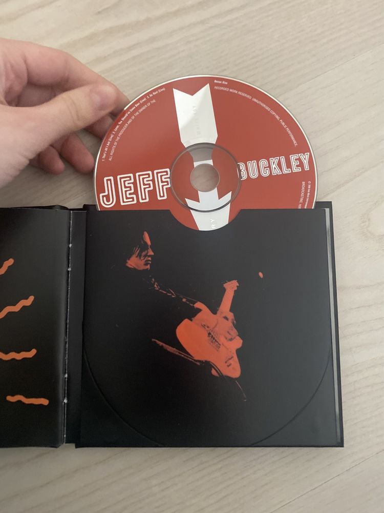 Jeff Buckley “Mystery White Boy” com selo Sony Music Portugal