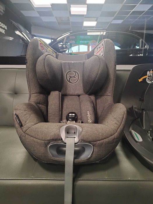 Fotelik samochodowy CYBEX Base Z z BAZĄ
