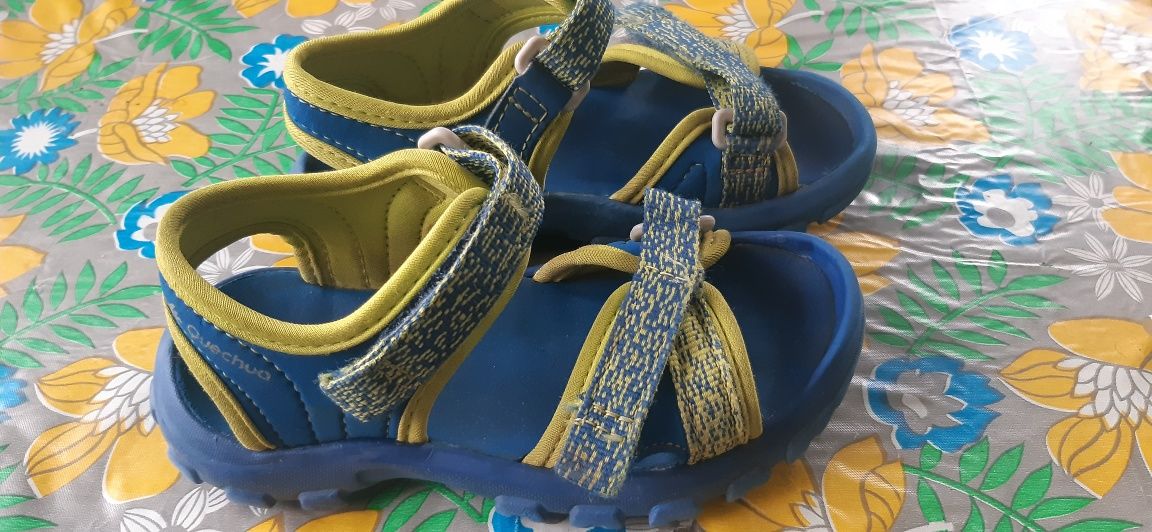Sandałki Quechua