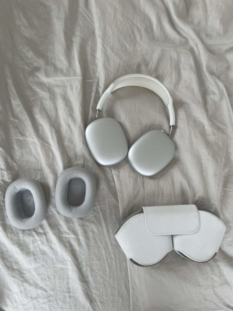 Air pods Max srebrne