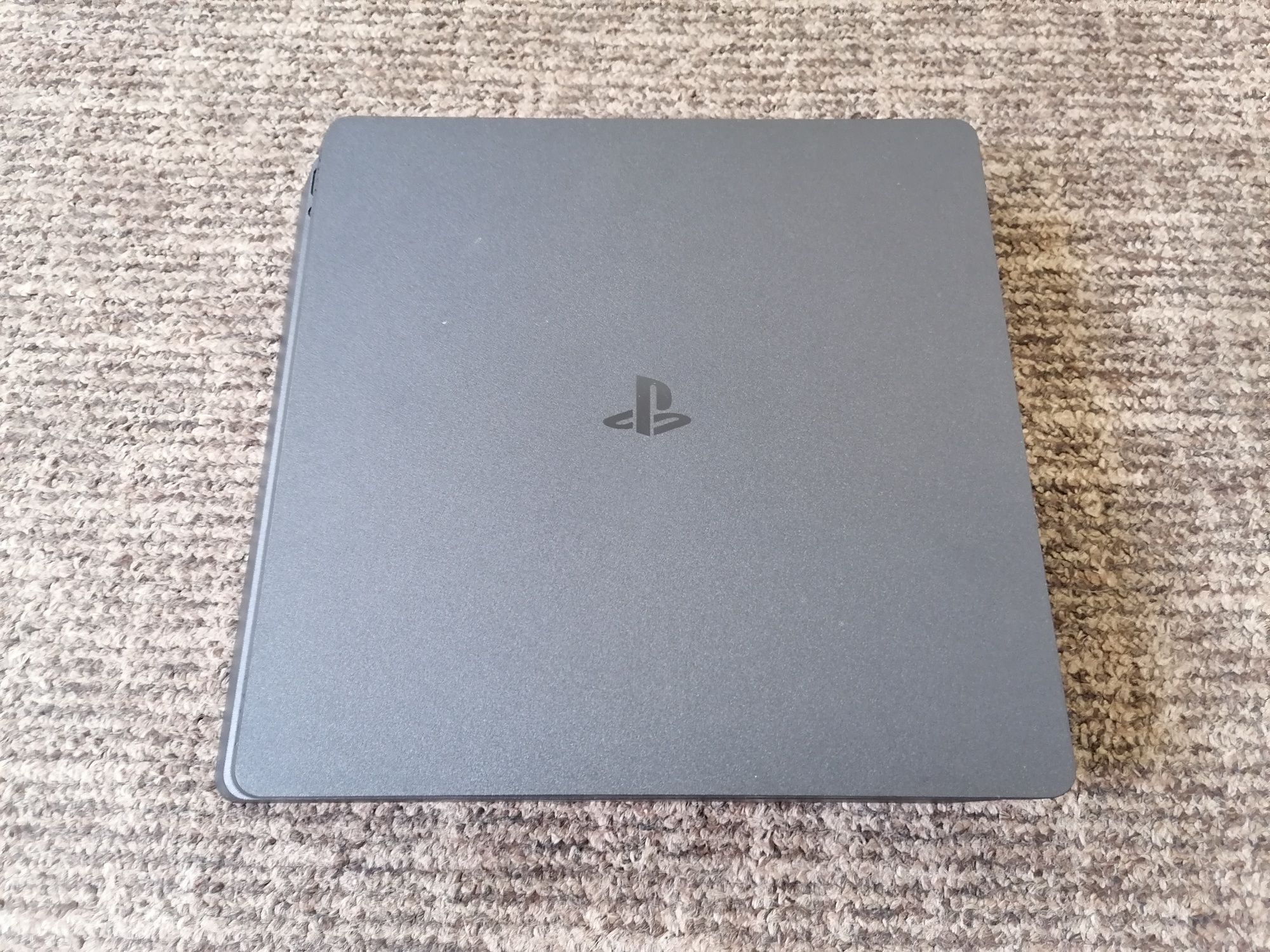 Sony Playstation 4 Slim 1 TB + Игры