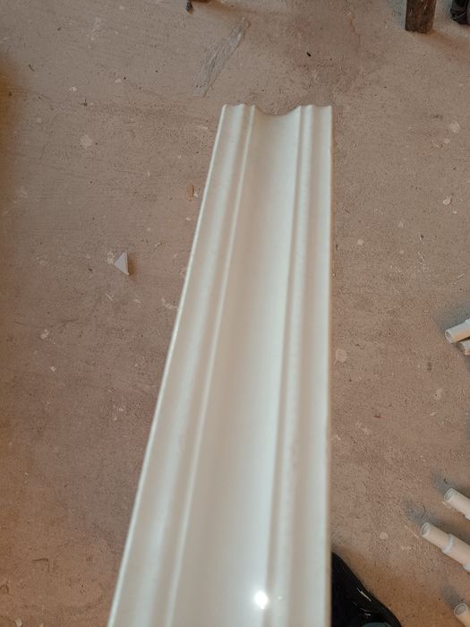 Listwy ozdobne styropianowe, gzymsowe,