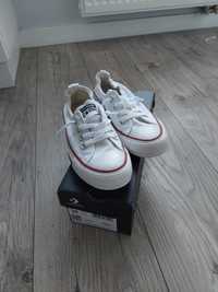 Tramki Converse r. 36