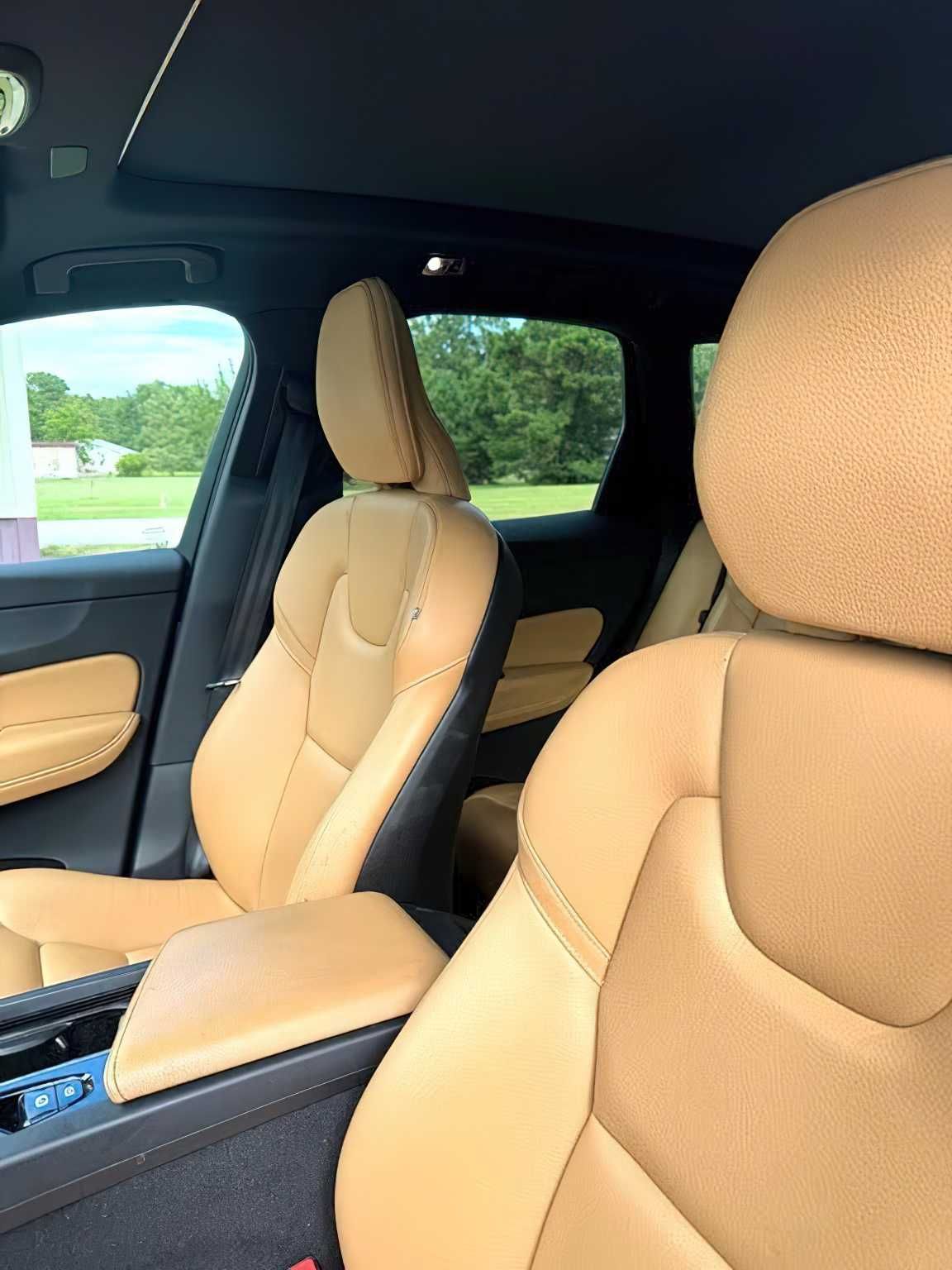 Volvo XC60 T5 AWD Momentum 2020