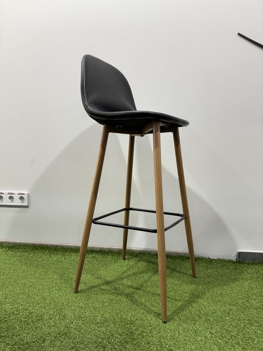 Стілець барний чорний/дуб