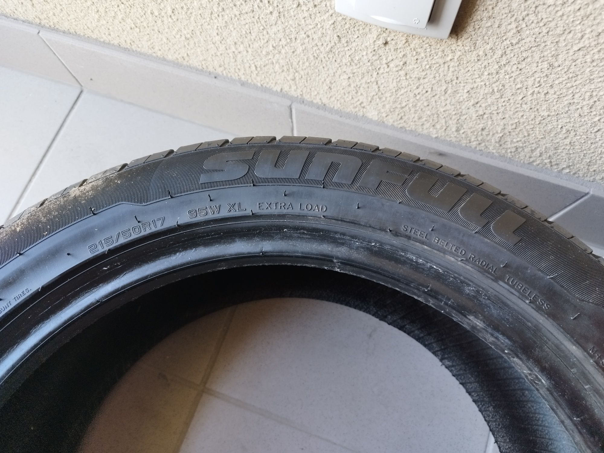 Opony letnie 215/50 R17