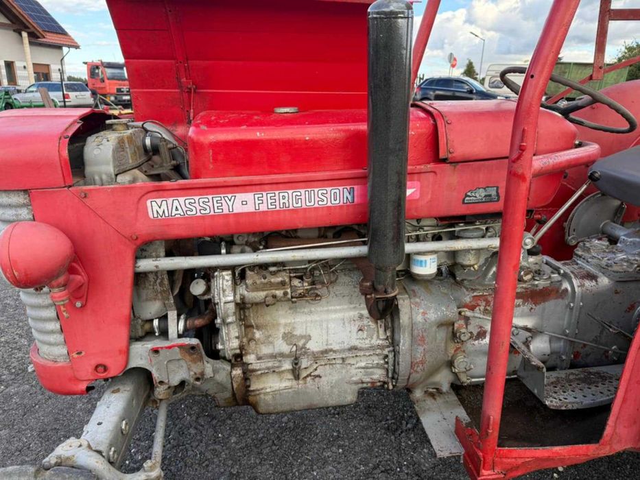 Massey -Ferguson 65