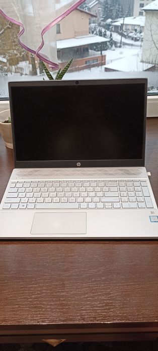 Laptop HP Pavilion 8/256 i5-8265U