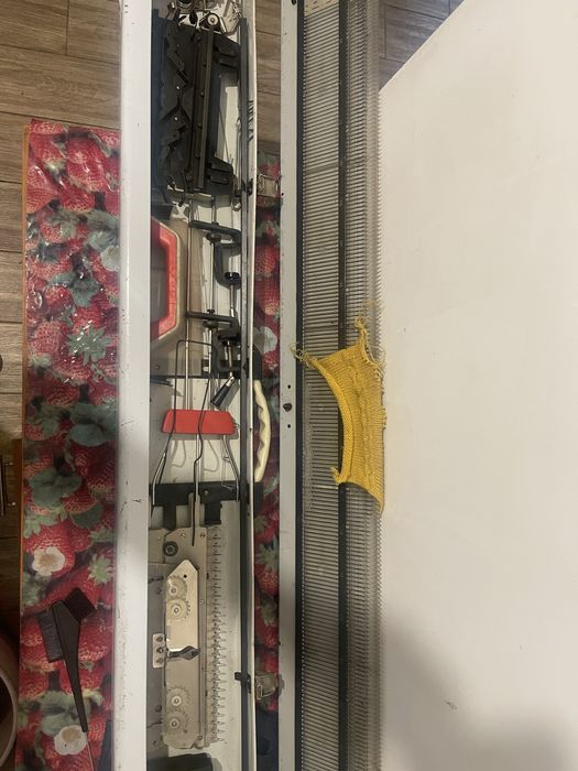 Вязальная ручная машинка НЕВА 4.1 новая