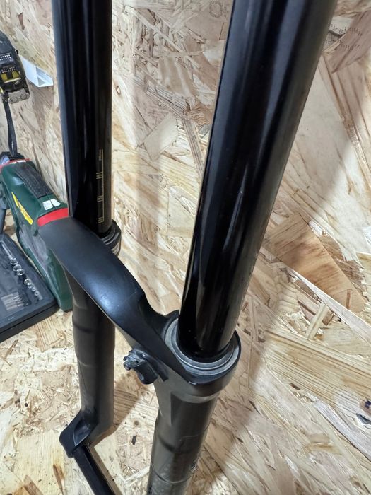 RockShox Boxxer team, 200mm travel (27,5)