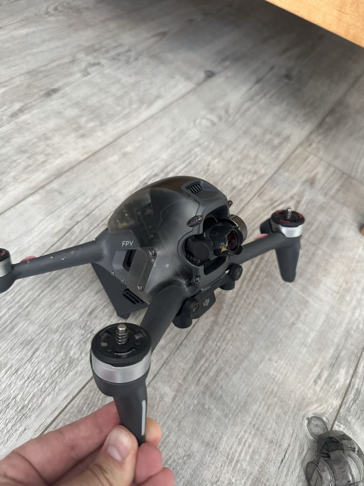DJI FPV Combo (Goggles V2)