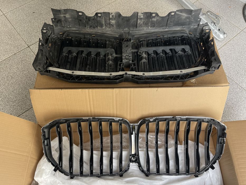 Grelha frontal + Módulo grelha de ar ativa - X5 G05